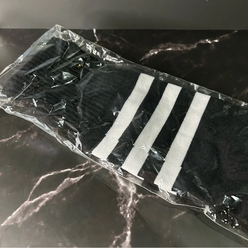 Play The Game socks athletic
